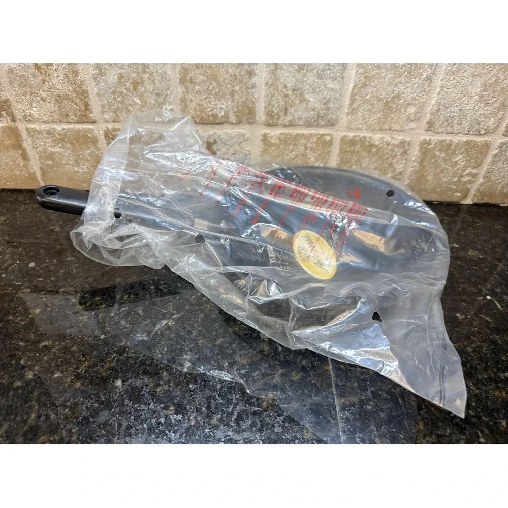 NEW Pampered Chef 10